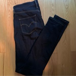 Levi’s Shaping Skinny Jeans